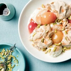 Summery Poached Peaches With Pavlova