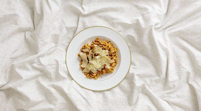 9 Eating Habits That Are Derailing Your Weight-Loss Efforts