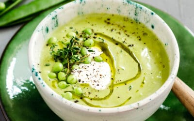 Make This Cold-Fighting Lettuce, Fennel & Pea Soup If You’re Feeling Under The Weather