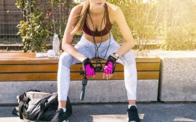 9 Things Every Serious Fit Girl Should Always Have In Her Gym Bag
