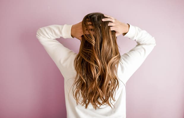 5 Major Reasons Why Your Hair Might Be Falling Out