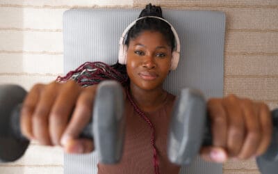 This 15-Minute Full-Body Weighted Workout Tones Every Inch