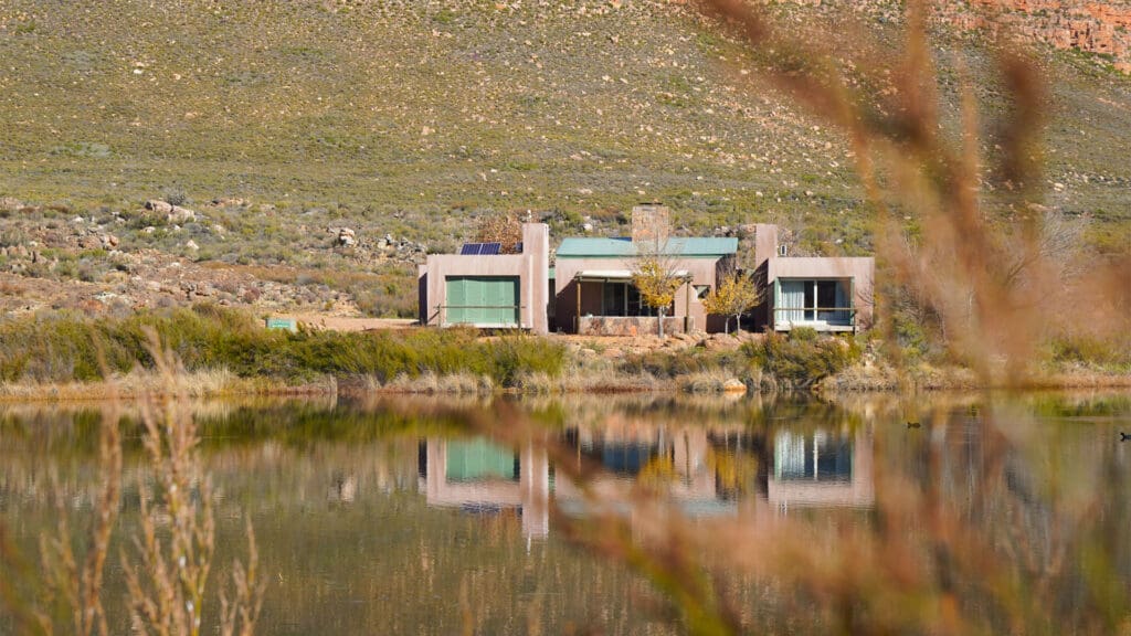 Chalet Overlooking The Dam