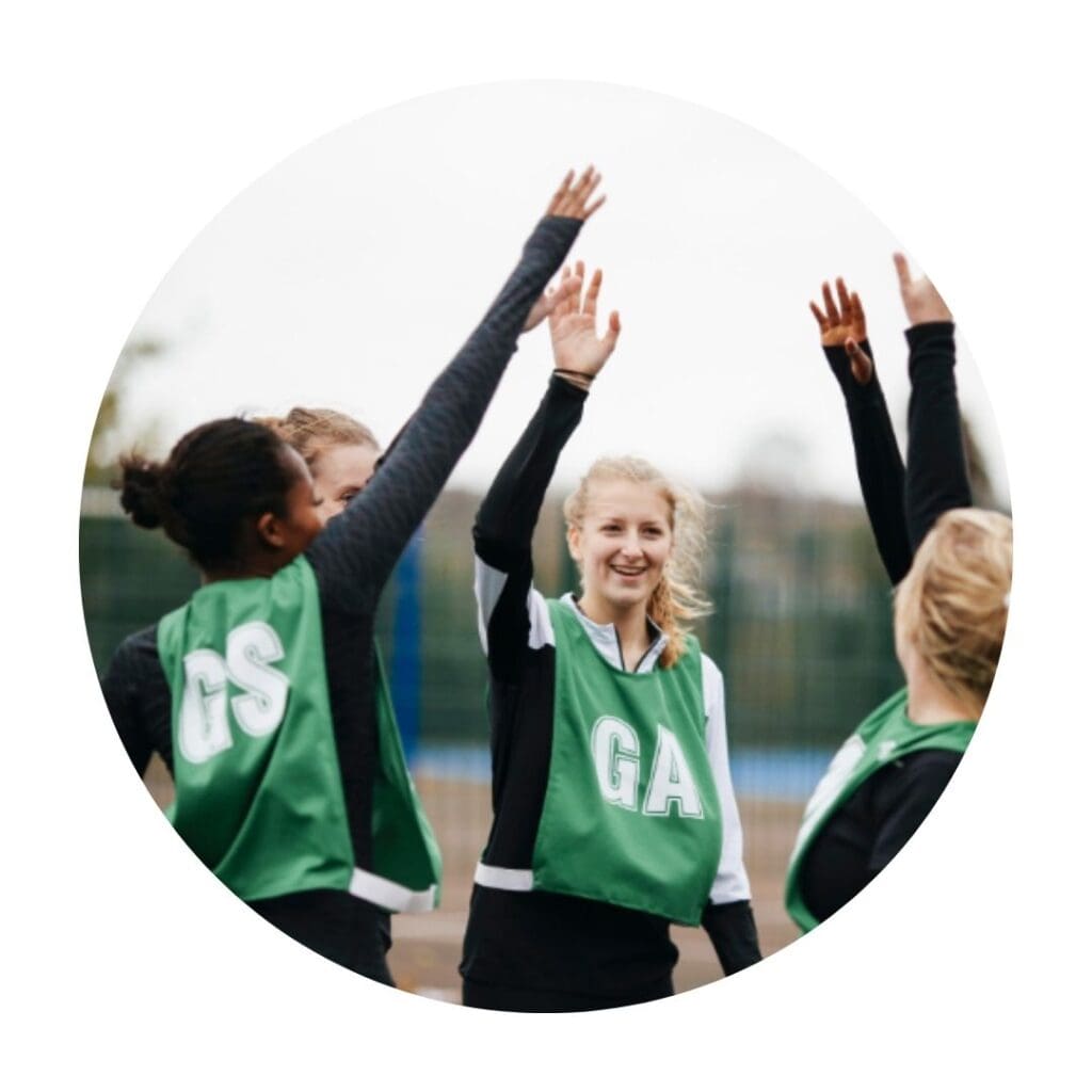 people playing netball