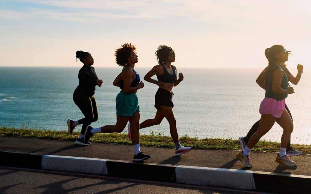 What Is The Run/Walk Method? Running Coaches Explain How It Works For Beginners And Beyond
