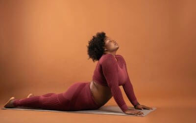 Feeling Frazzled? Use These Quick Yoga Poses To Beat Burnout & Biohack Your Brain Chemicals